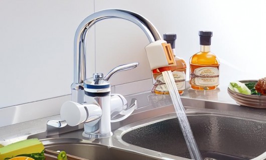 廚房經(jīng)濟花樣式發(fā)展 引領(lǐng)廚房新的發(fā)展方向