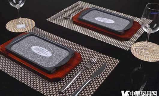 體驗(yàn)西餐文化，盡在我們優(yōu)雅的廚房