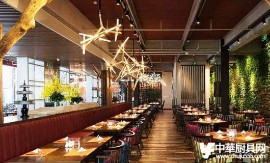 年夜飯預訂持續升溫，上市公司加碼布局預制菜市場：領跑行業變革，共創美好未來