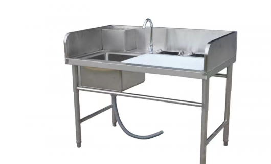 不銹鋼殺魚臺：商用廚房中的高效與衛生新標桿