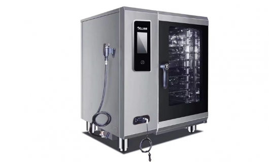 萬能蒸烤箱：廚房變革先鋒，智享烹飪無限可能