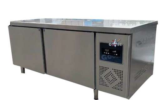 創新融合，商用四門冰箱保鮮工作臺——以卓越材料與多元功能重塑廚房高效保鮮新境界