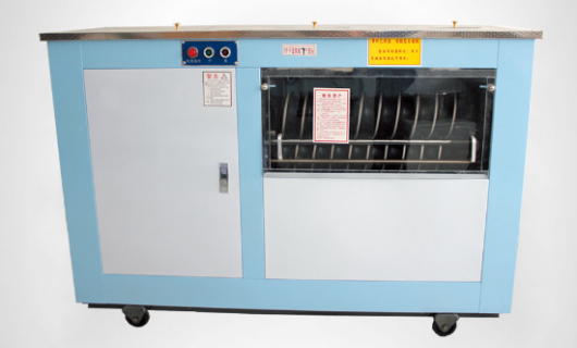 “蒸” 啟美味新未來 —— 立式饅頭機，面點制作新勢力